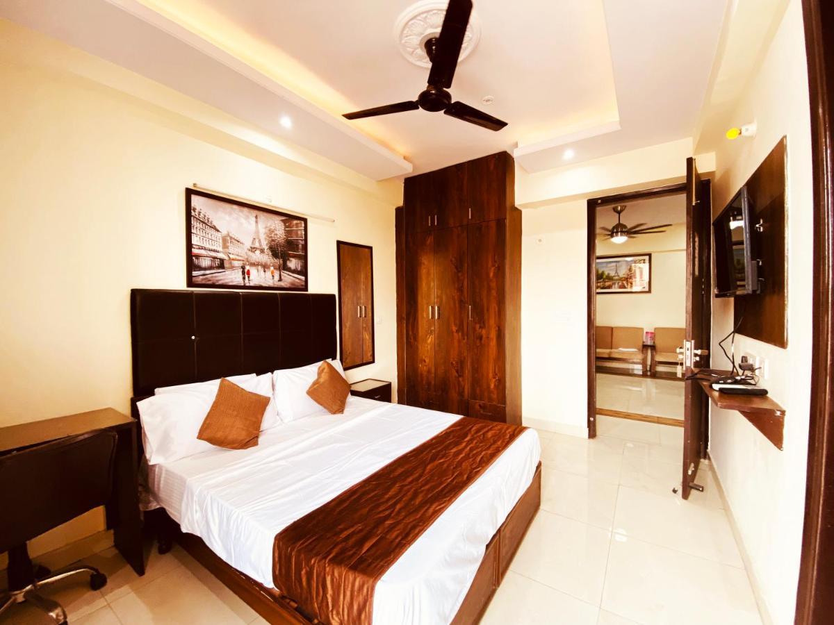 Hotel Admire Inn "Atta Market, Noida Sector 18" Extérieur photo