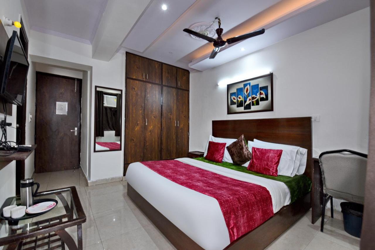 Hotel Admire Inn "Atta Market, Noida Sector 18" Extérieur photo